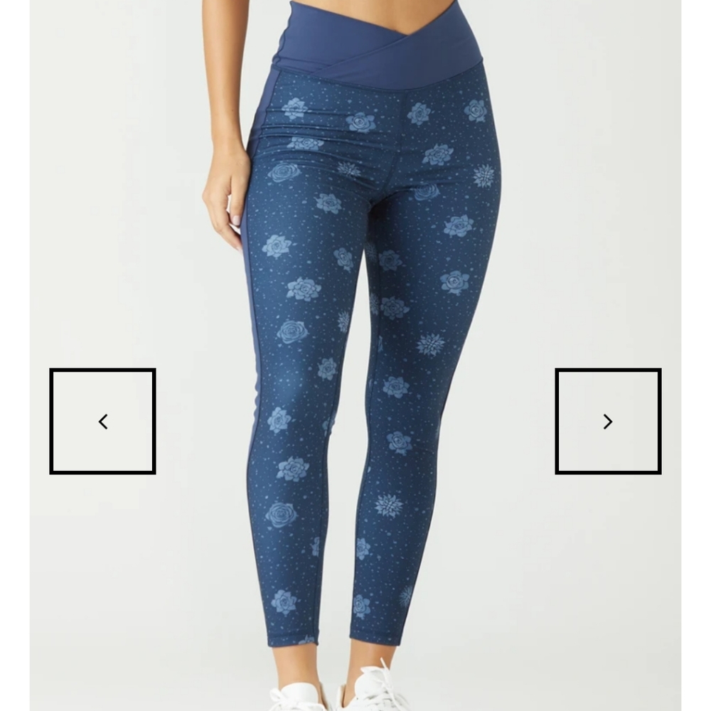 GLYDER CROSS WAIST LEGGING